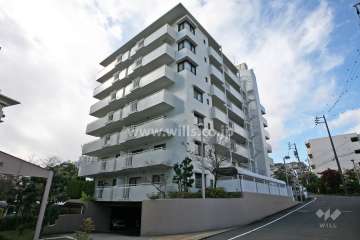 荘苑八事ビラージュ一番館の外観