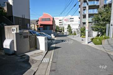敷地の前面道路