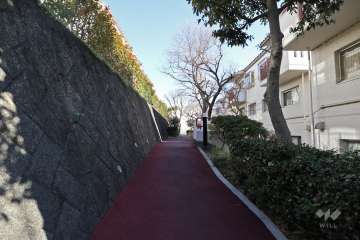 敷地内の通路