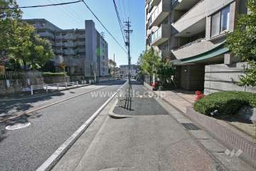 敷地の前面道路