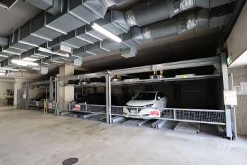 敷地内駐車場(屋内機械式)