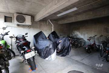 駐輪場、バイク置場