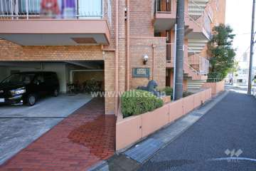 敷地内駐車場(屋内平面式)