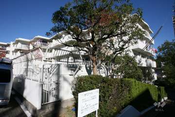 メゾン八事山2号棟の外観（南東側から）