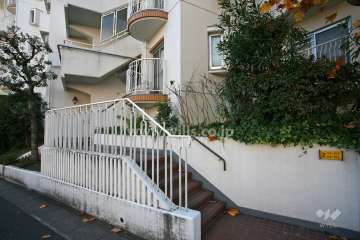 住戸入口アプローチ