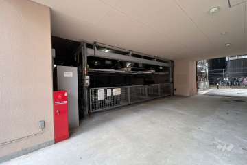 敷地内駐車場（屋内機械式）