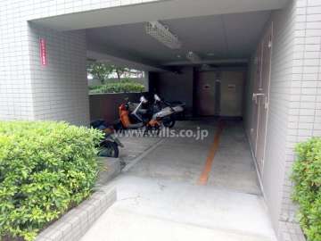 バイク置き場