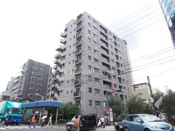 藤和シティホームズ吹田駅前の外観(北西側から)