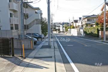 敷地の前面道路