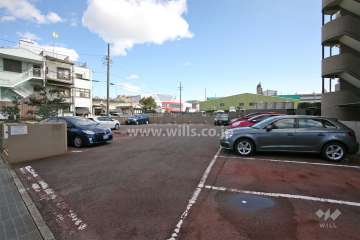 敷地内駐車場（屋外平面式）