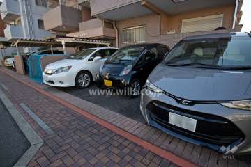 敷地内駐車場（屋外平面式）