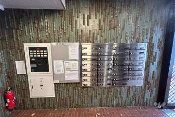 集合ポストと掲示板