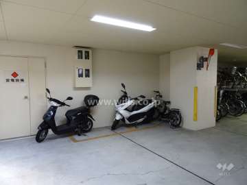 バイク置場