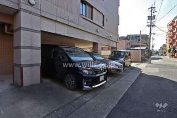 敷地内駐車場（屋内平面式）