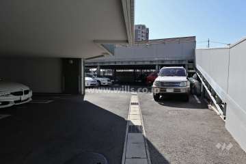 敷地内駐車場（屋外平面式）
