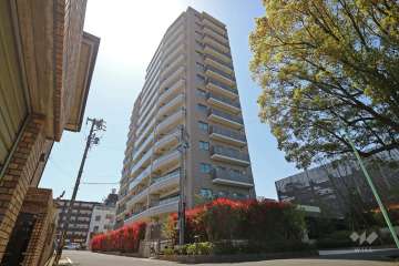 プラウド平針の外観（北東側から）