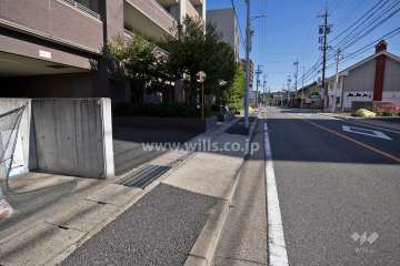 駐車場入り口