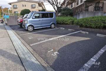 敷地内駐車場（屋外平面式）
