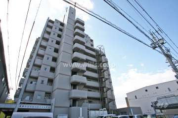 真栄マンションロイヤル野並の外観