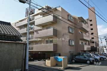 真栄マンション野並の外観(北東側から)