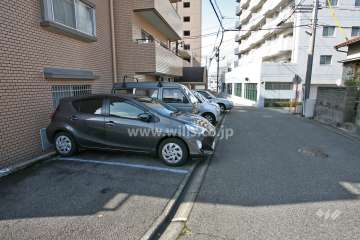 敷地内駐車場(屋外平面式)