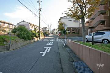 敷地の前面道路