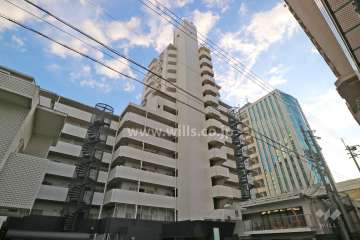 グランカーサ代官町の外観（北東側から）