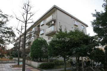 サンハイツ鍋屋上野1号棟の外観(北西側から)