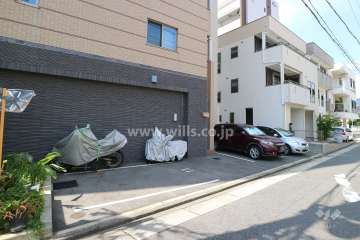 敷地内駐車場（屋外平面式）