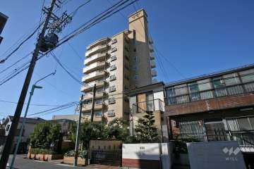 レインボー徳川の外観（北東側から）