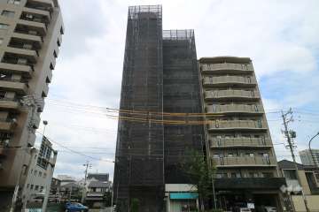 セーエーマンションの外観（南側から）※2019年7月現在大規模修繕工事中