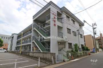 パレス大曽根の外観（北西側から）