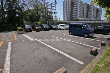 敷地内駐車場(屋外平面式)