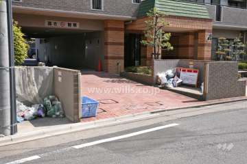 ゴミ置き場