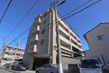 モアグレース桜本町の外観（南西側から）