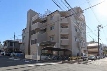 モアグレース桜本町の外観（北西側から）