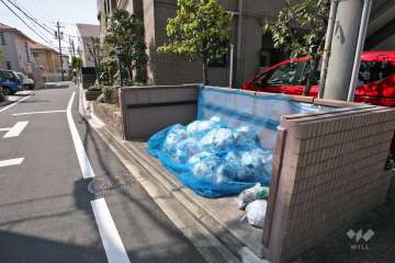 ゴミ置き場