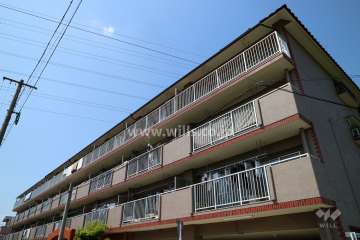 宝赤坪ハイツの外観（南側から）