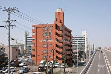 シャンボール道徳の外観（北東側から）