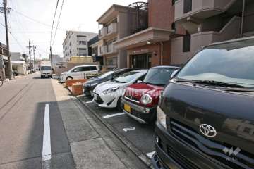 敷地内駐車場(屋外平面式)