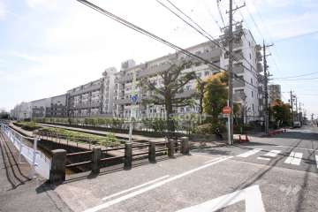 パークシティ松下北棟Bの外観（北西側から）