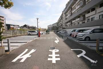駐車場出入り口・敷地内駐車場（屋外機械式）