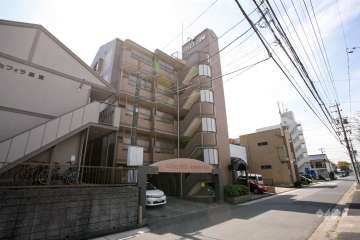 シュロス星崎の外観（北東側から）