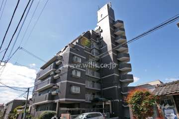 真栄マンション大江の外観(北東側から)