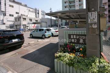 駐車場出入口・敷地内駐車場（屋外平面式）