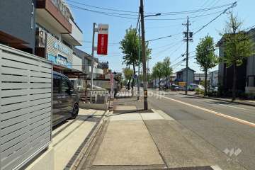 敷地北側の前面道路
