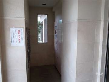 宅配ボックスと共用ポスト
