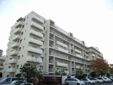 パステル千里A棟の外観（北東側から）