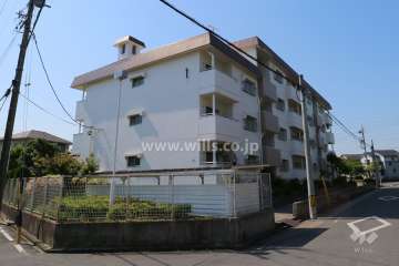 粕畠住宅1号棟の外観（北側から）