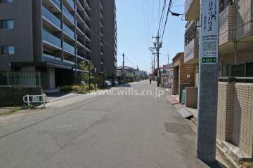 敷地南西側の前面道路